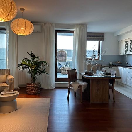 Sea Towers Apartament 27- Min 2 Noce Gdynia Kültér fotó